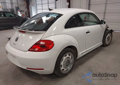 2016 Volkswagen Beetle 1.8T Classic из США, поврежденный, VIN 3VWF17AT9GM630581